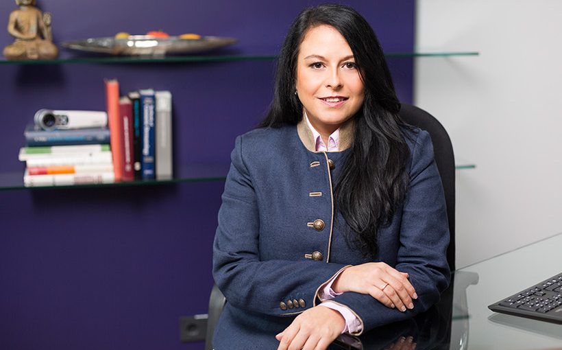 Belegarzt der Klinik am Forsterpark: Dr. med. univ. Natalie Kelp Dr. med. univ. Natalie Kelp